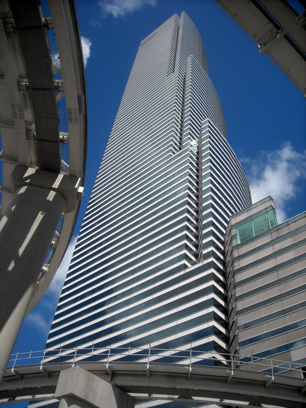 Die Fassade vom Miami Tower